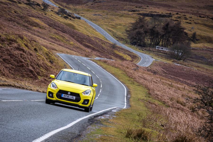  Suzuki Swift Sport 2018 года  (UK) (фото 14 из 40)